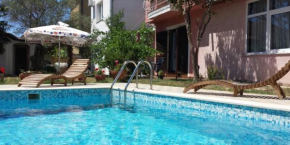 Отель Apartments Rose  Ровинь